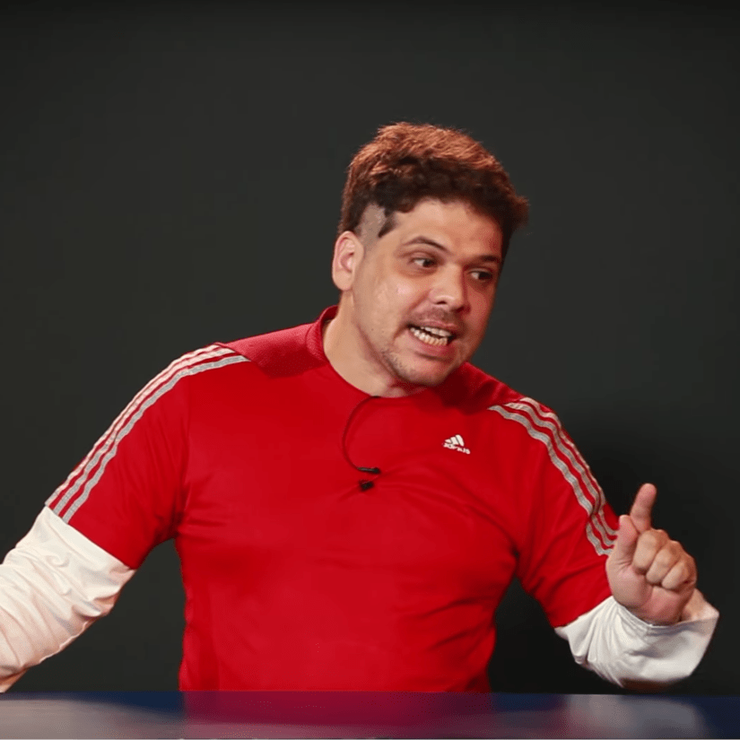 eu já falei pra você parar de andar com golfinho que golfinho é mau caráter